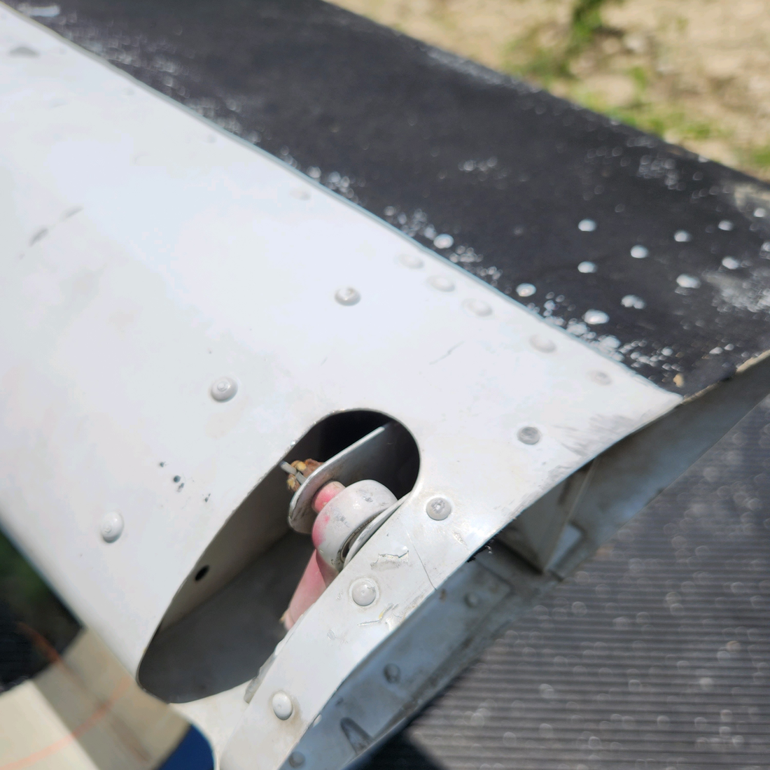 Used aircraft parts for sale, 65590-001 Piper PA32RT-300 FLAP ASSEMBLY RH "SEE PHOTOS"