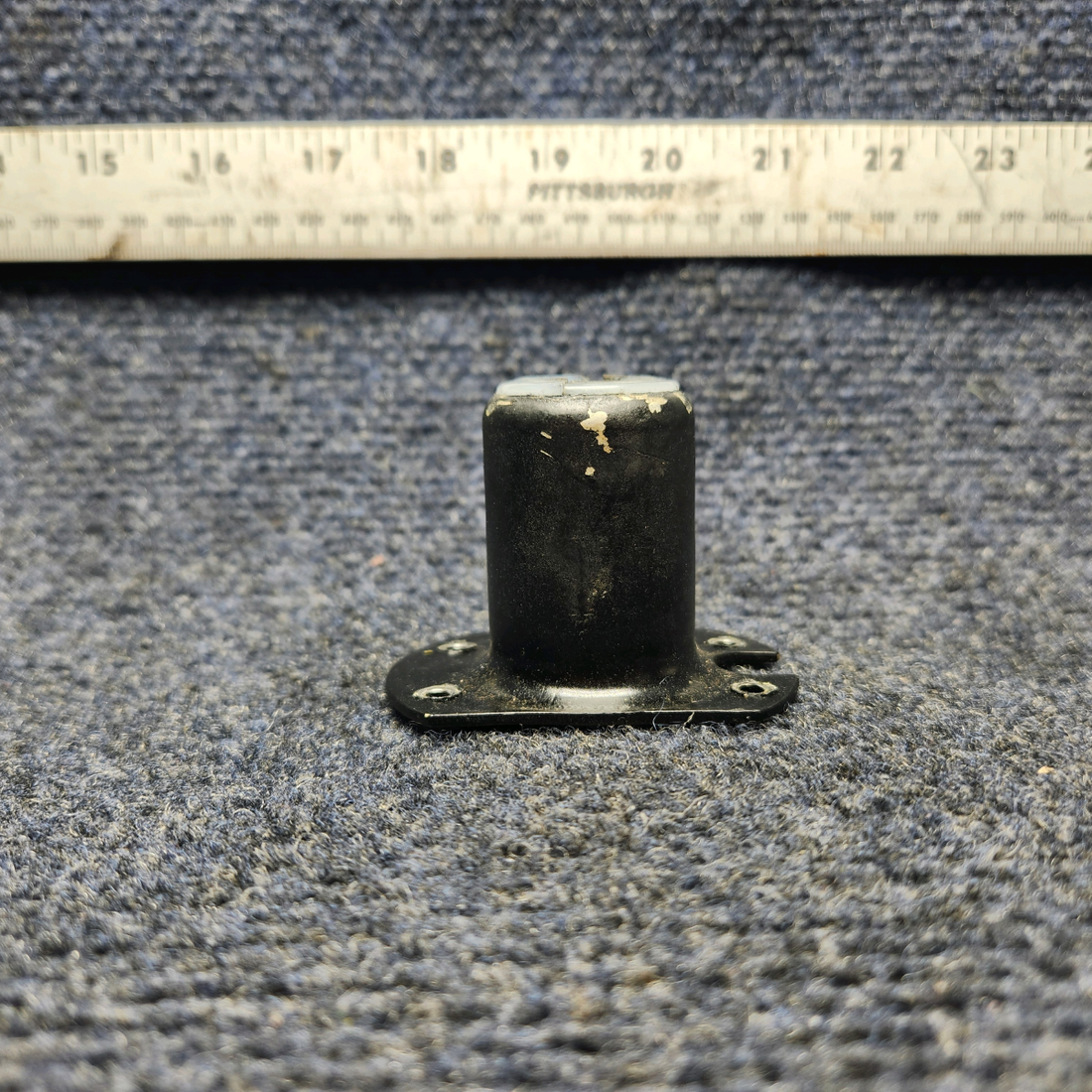 Used aircraft parts for sale, 0513311-2 CESSNA 172K SUPPORT ASSEMBLY CONTROL TUBE RH