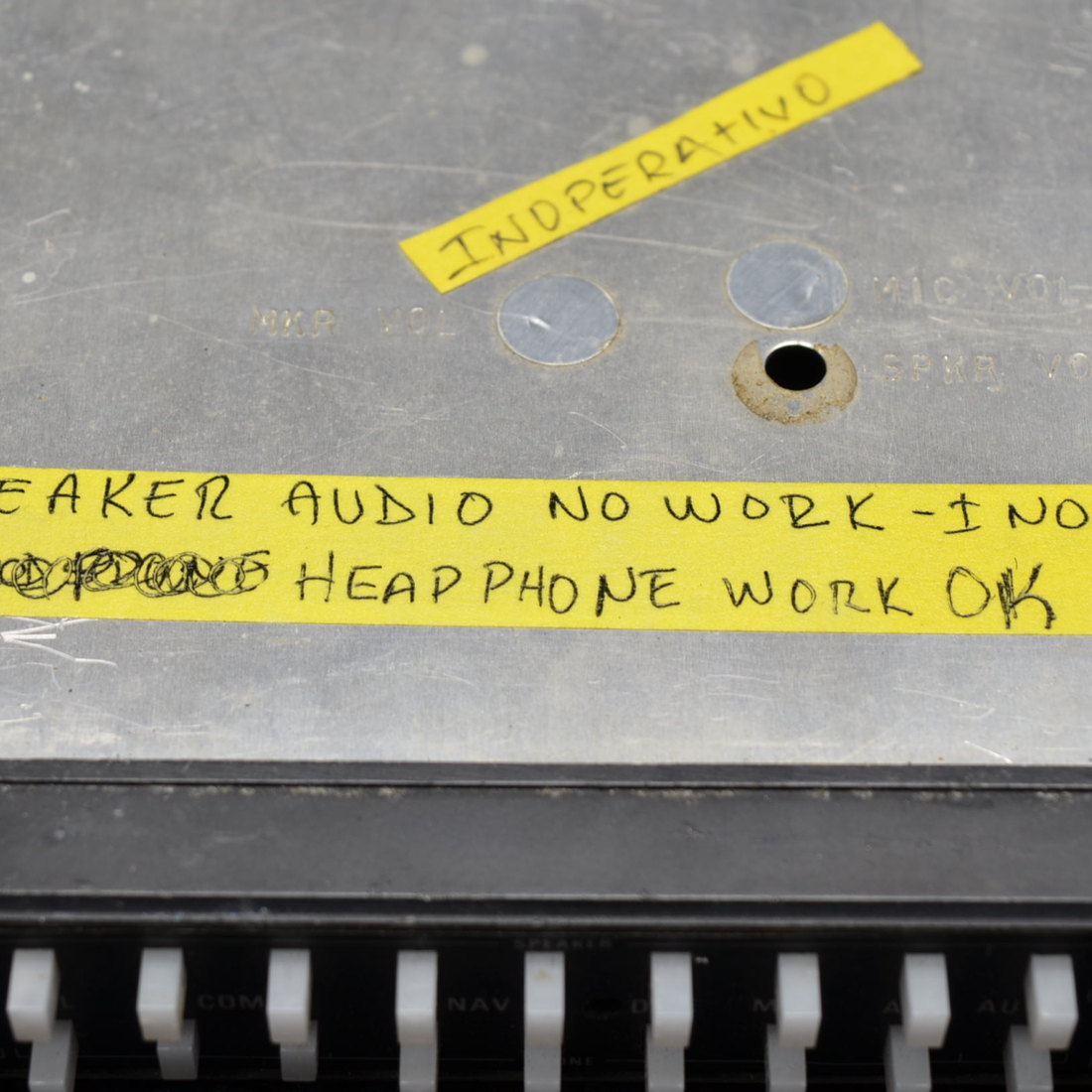 Used aircraft parts for sale, 066-1055-03 Cessna C175 KMA 24 BENDIX KING AUDIO PANEL SPEAKER AUDIO DOES NOT WORK "NO RETURN"