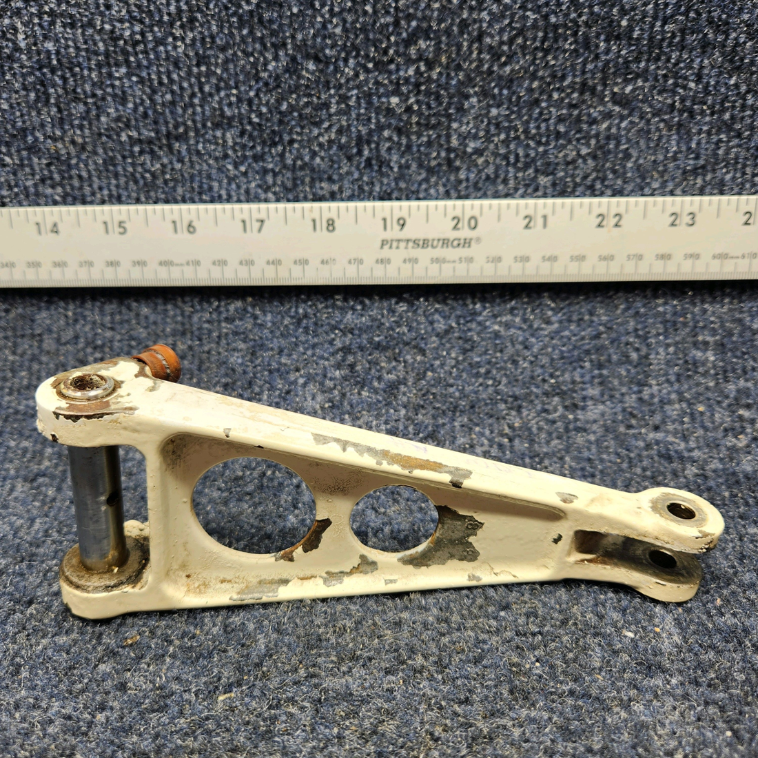 Used aircraft parts for sale, 45-815015-6 BEECHCRAFT F35 MAIN GEAR TORQUE LINK ASSY LOWER