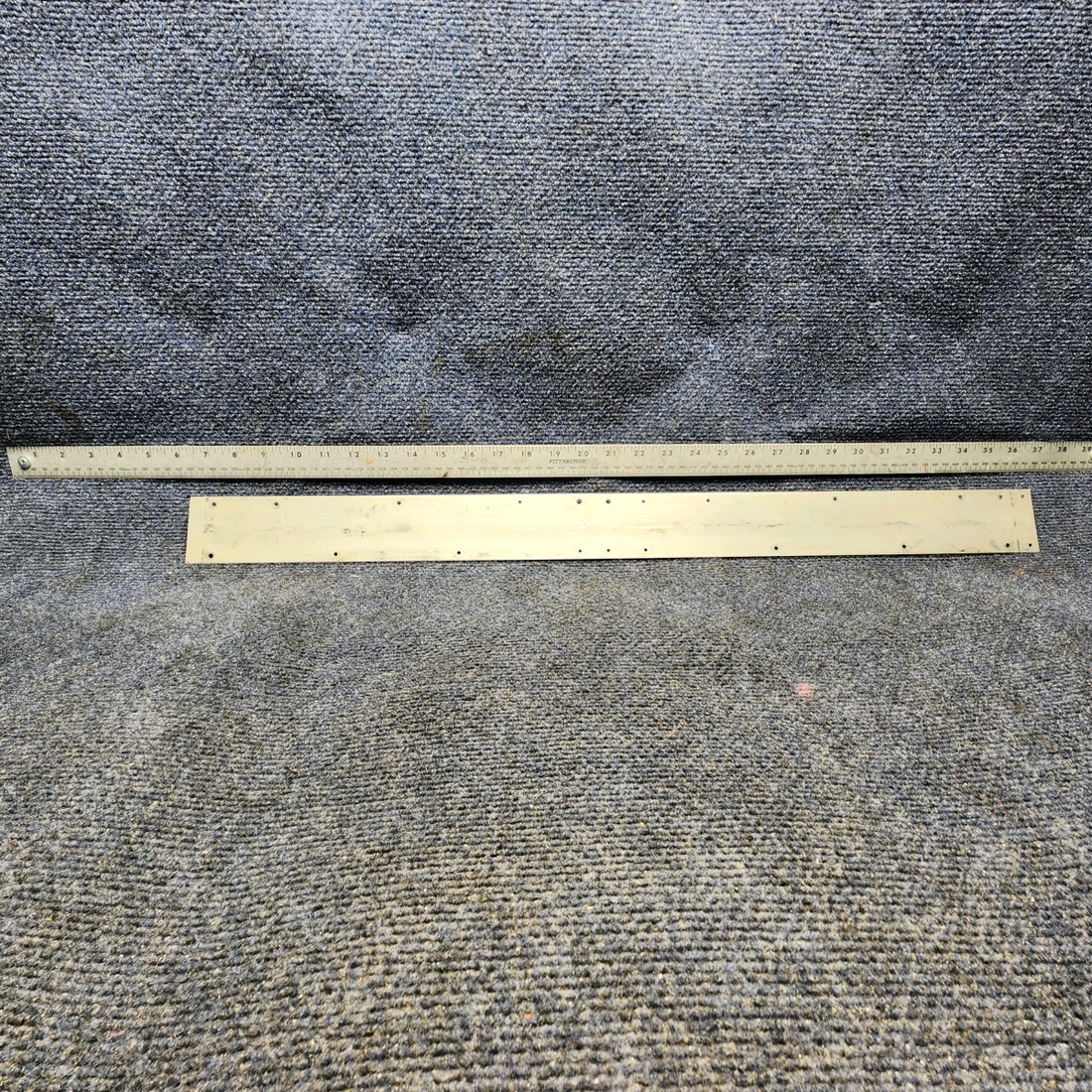 Used aircraft parts for sale, 0511240-9 CESSNA 172K INBOARD SEAT RAIL LH