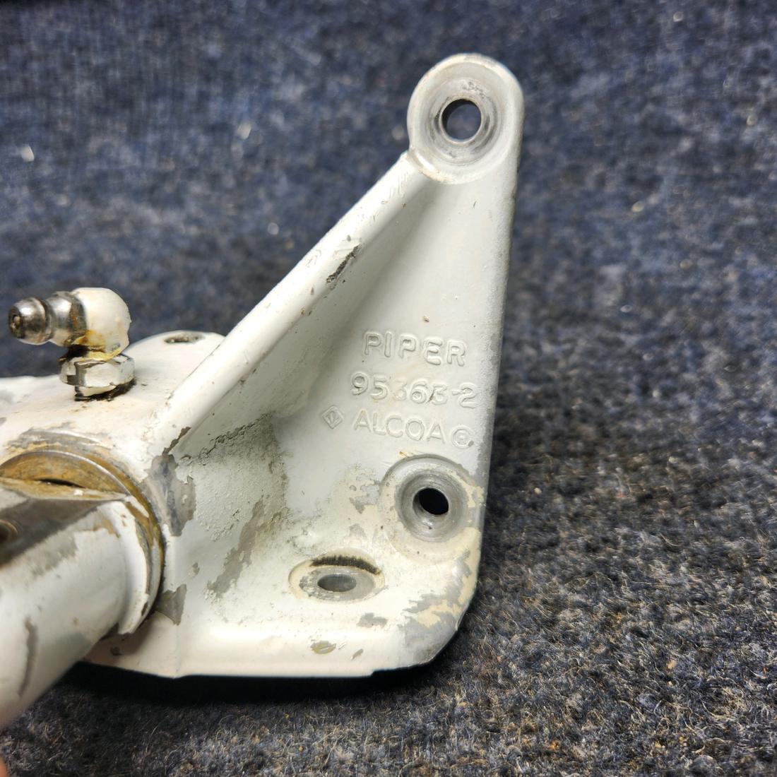 Used aircraft parts for sale, 95643-006 Piper PA32RT-300 MAIN GEAR TRUSS BRACKET ASSEMBLY LH (3/8")