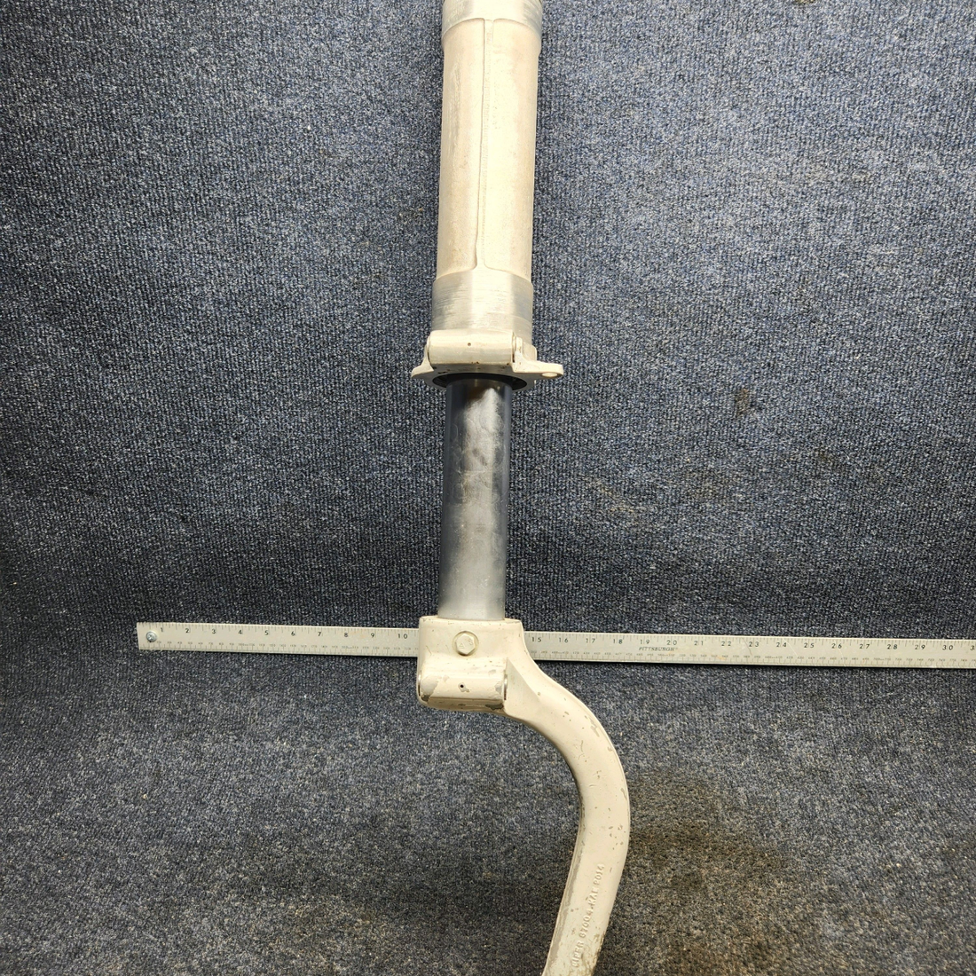 Used aircraft parts for sale, 67100-007 Piper PA32RT-300 NOSE GEAR ASSY LESS TRUNNION