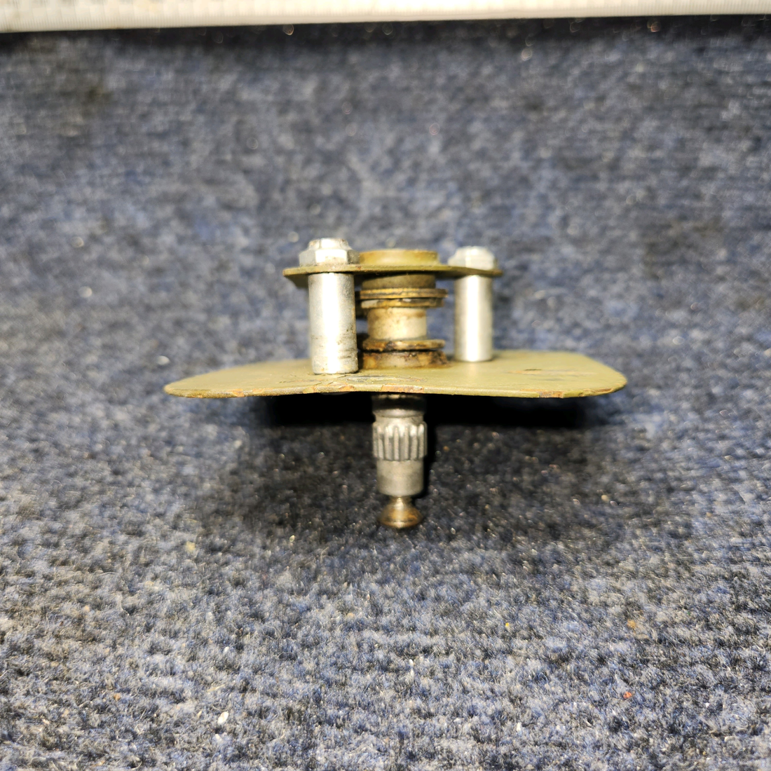 Used aircraft parts for sale, 1217046-11 Cessna 172RG PLATE ASSEMBLY BASE L/H