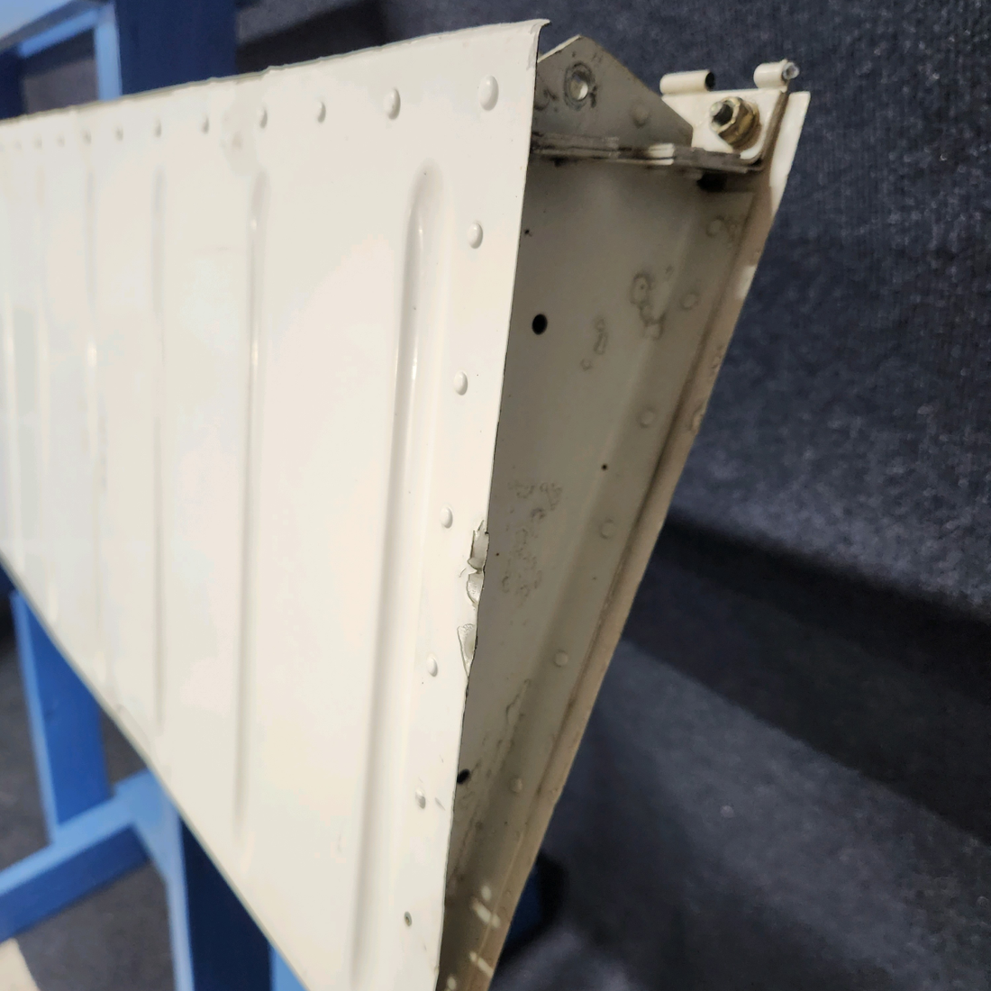 Used aircraft parts for sale, 66767-001 Piper PA32RT-300 AILERON ASSEMBLY RH "SEE PHOTOS DETAIL"