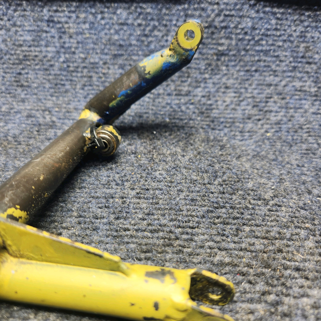 Used aircraft parts for sale, 710008-000 Mooney M20K ELEVATOR JACKSHAFT ASSEMBLY