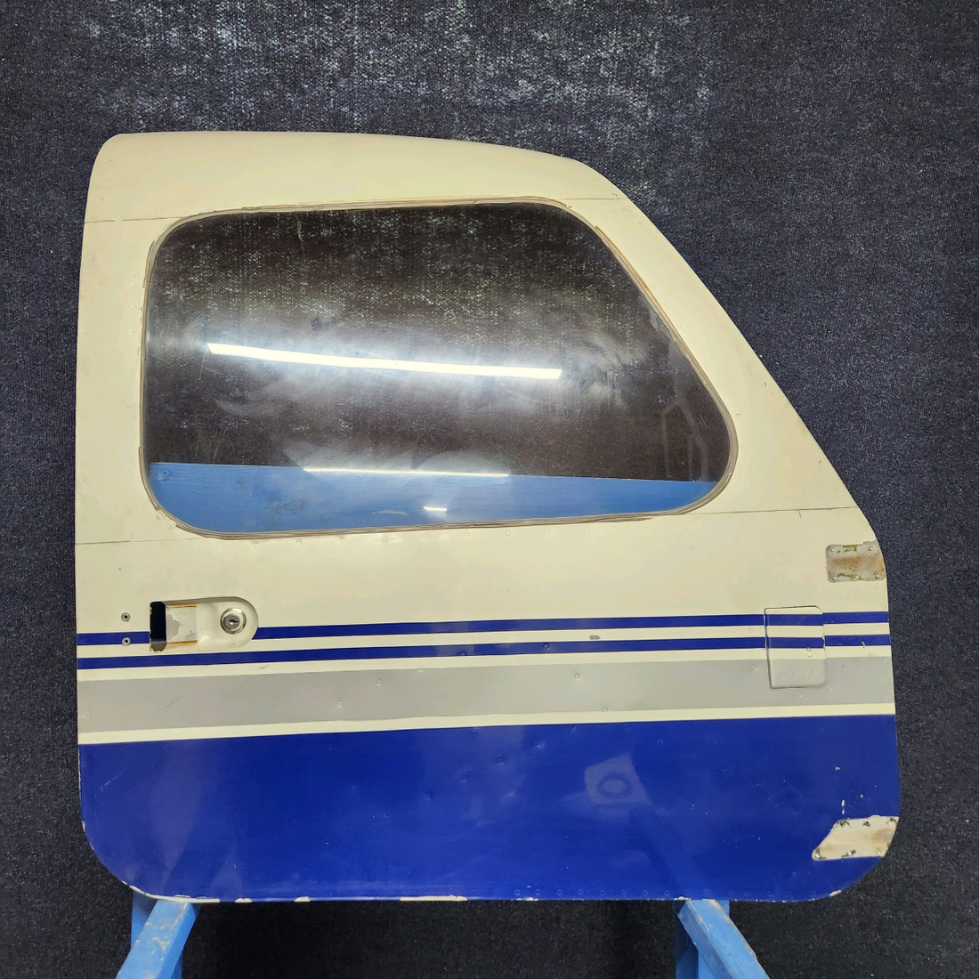 Used aircraft parts for sale, 63055-004 PIPER PA28-140 CABIN DOOR ASSY WITH WINDOW- NO HINGE.