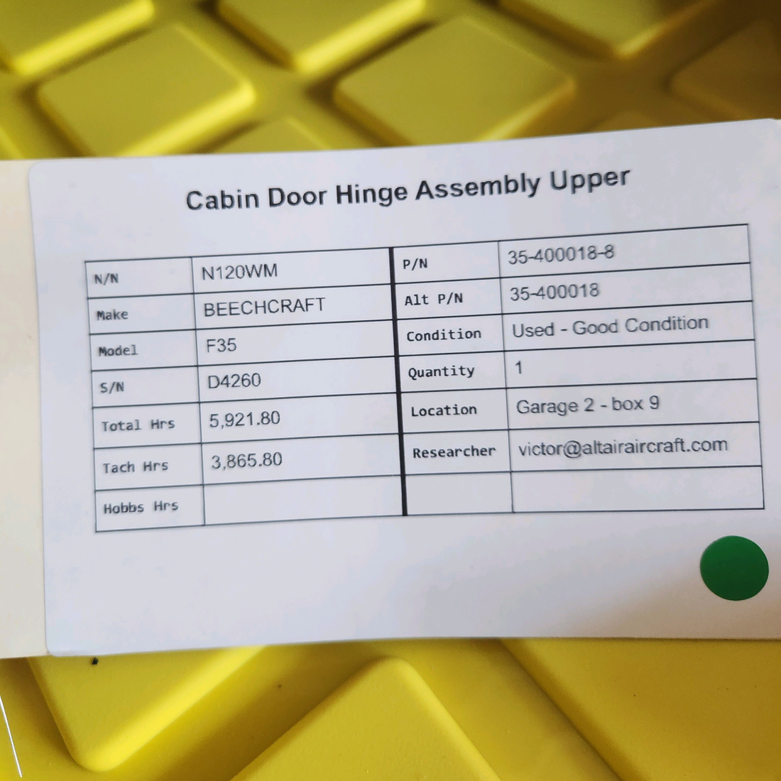 Used aircraft parts for sale, 35-400018-8 BEECHCRAFT F35 CABIN DOOR HINGE ASSEMBLY UPPER
