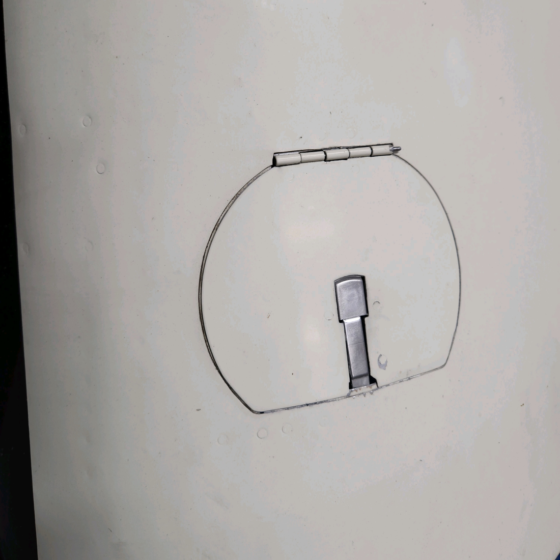 Used aircraft parts for sale, 35-910160 BEECHCRAFT F35 ENGINE COWLING ASSY W/ CENTER HINGE
