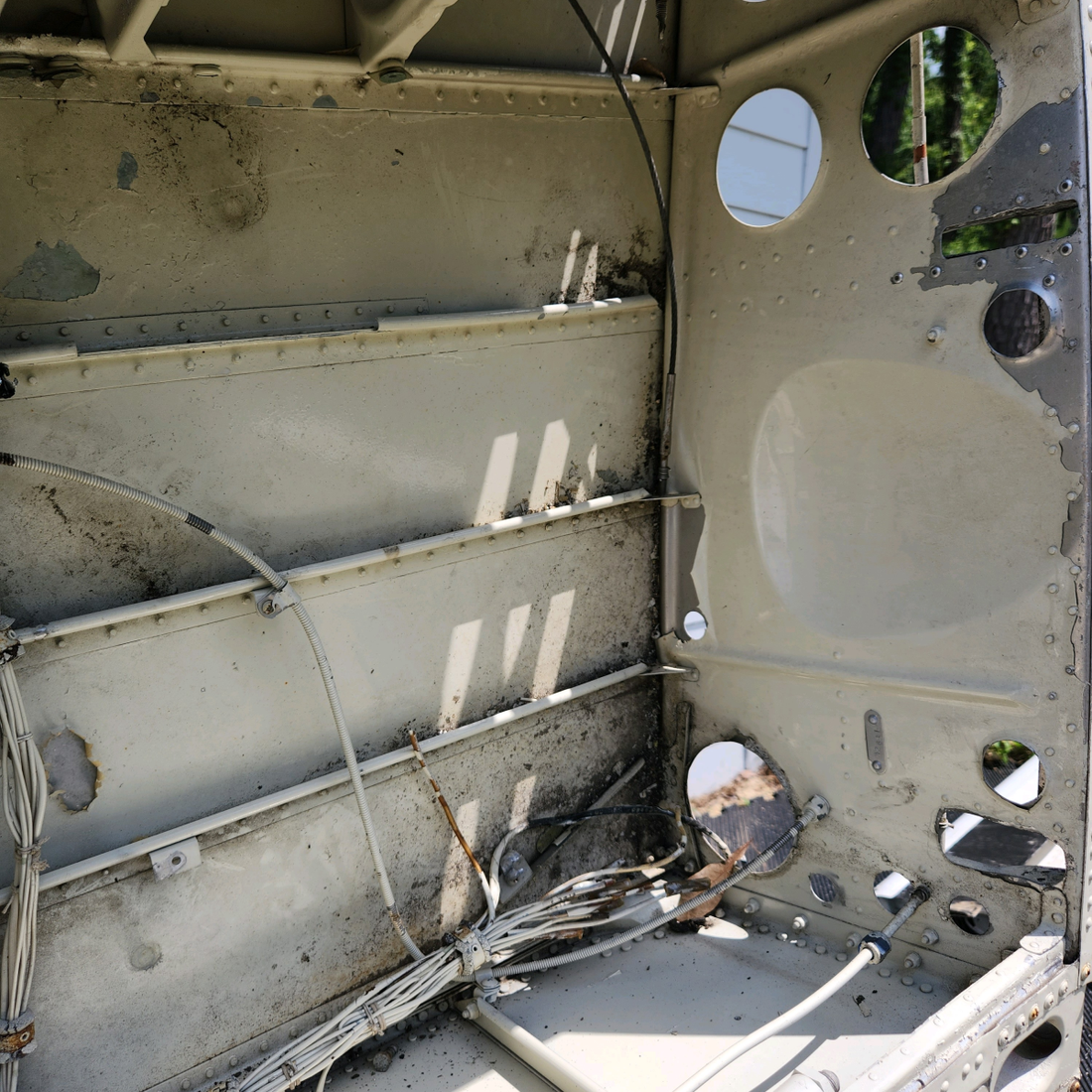 Used aircraft parts for sale, 35-115300 SA320 BEECHCRAFT F35 LH WING ASSEMBLY-OR IS SOLD IN PARTS