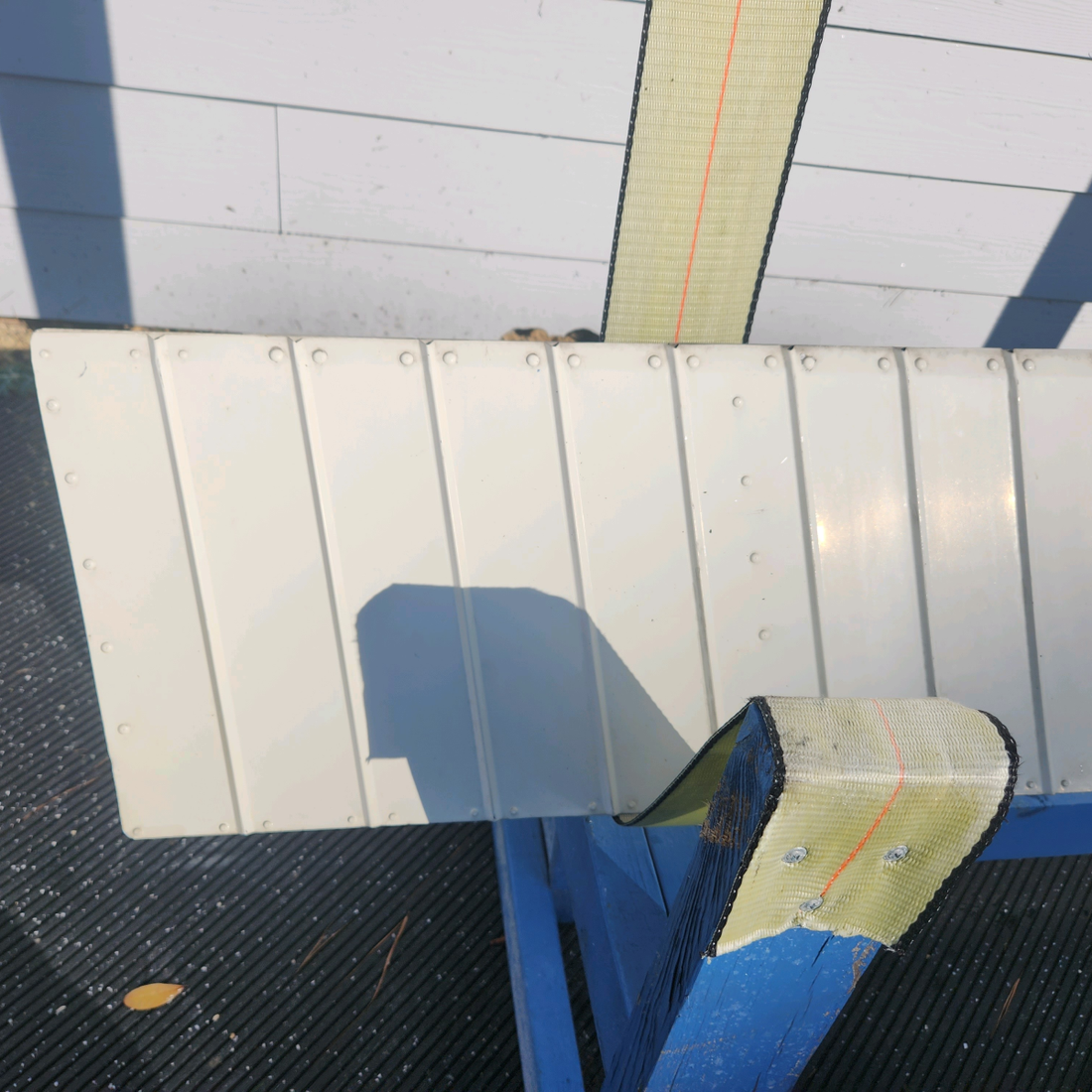 Used aircraft parts for sale, 0523800-1 CESSNA 172K R/H AILERON ASSY CORE - SEE PHOTOS FOR DAMAGES