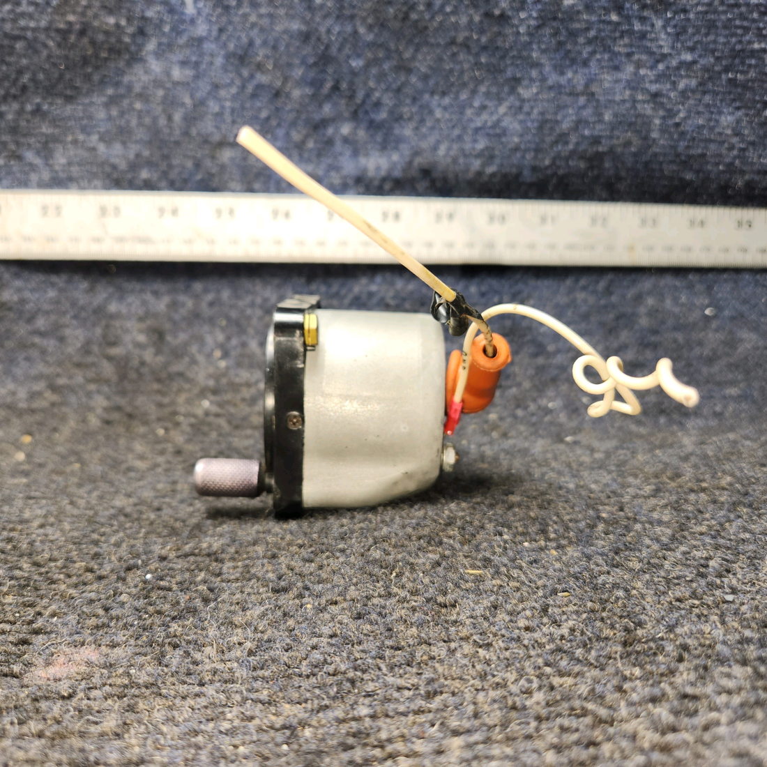 Used aircraft parts for sale, 613-2508 Borg Piper PA28-161 Instruments Electric Clock