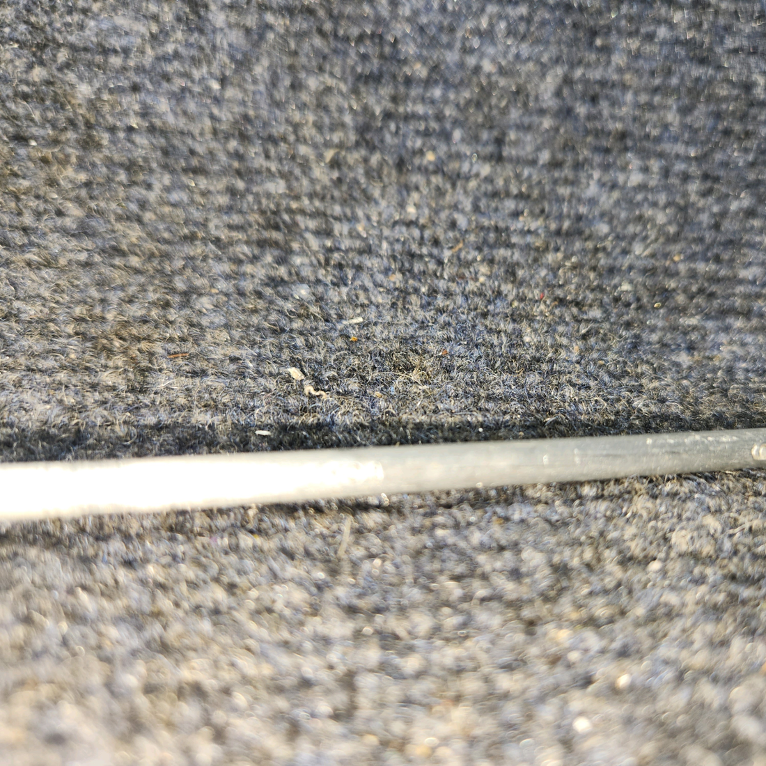 Used aircraft parts for sale, LW-16783 Lycoming O320 Piper PA28-161 Oil Level Gauge – 8 QTS, Length 18"