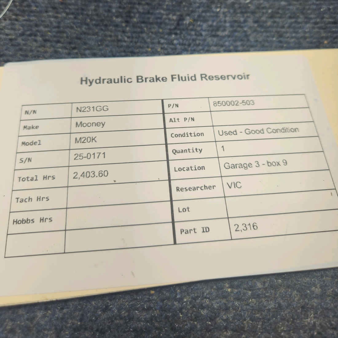 Used aircraft parts for sale, 850002-503 Mooney M20K HYDRAULIC BRAKE FLUID RESERVOIR