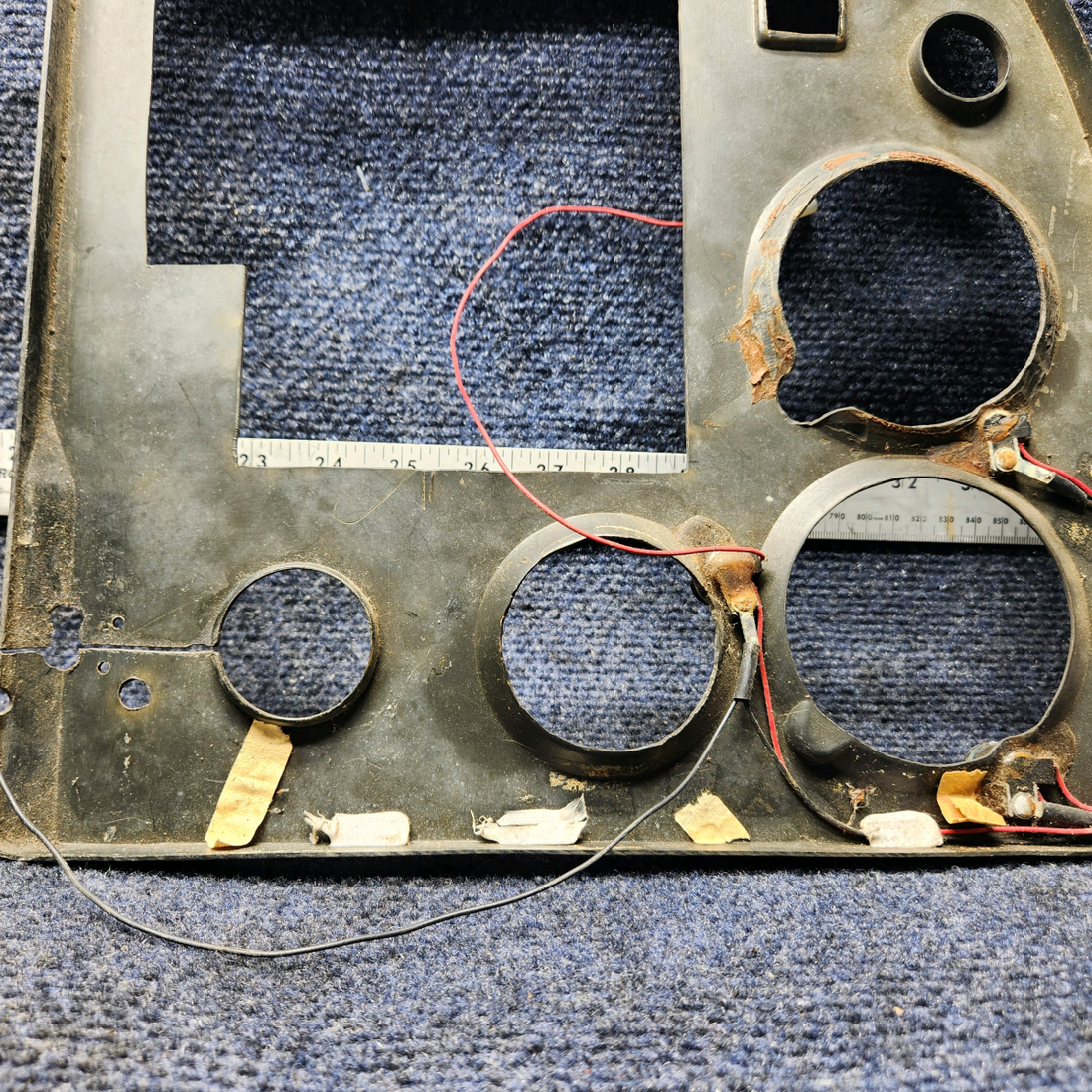 Used aircraft parts for sale, 2413120-2 Cessna 172RG Cover Assy - Post Lighted L/H