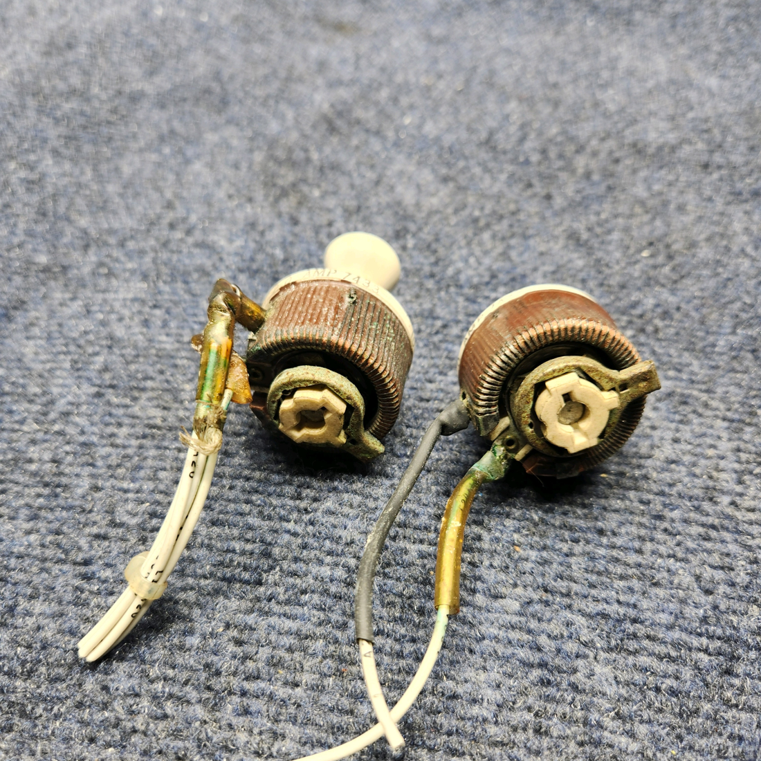 Used aircraft parts for sale, 1D1-763 Beechcraft C23 SUNDOWNER RHEOSTAT OVERHEAD LIGHT DIMMING 160 OHM "PRICE PER EACH"