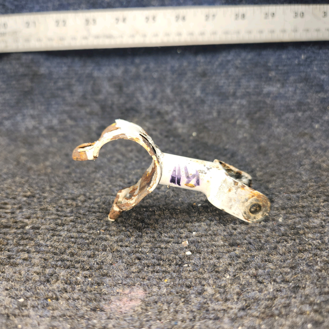 Used aircraft parts for sale, 550015-001 Mooney M20J Suport Main Landing Gear Rear