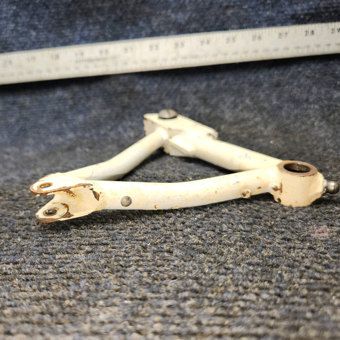 Used aircraft parts for sale, 520006-501 Mooney M20J Landing Gear Retract Truss