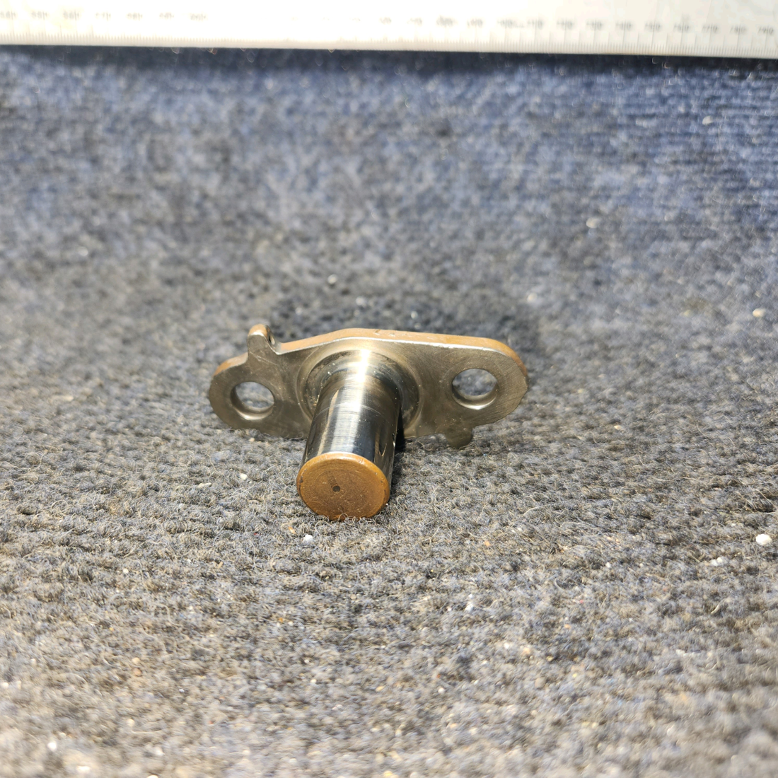 Used aircraft parts for sale, LW-13796 Lycoming O-320 Piper PA28-161 Crankshaft Idler Gear Shaft
