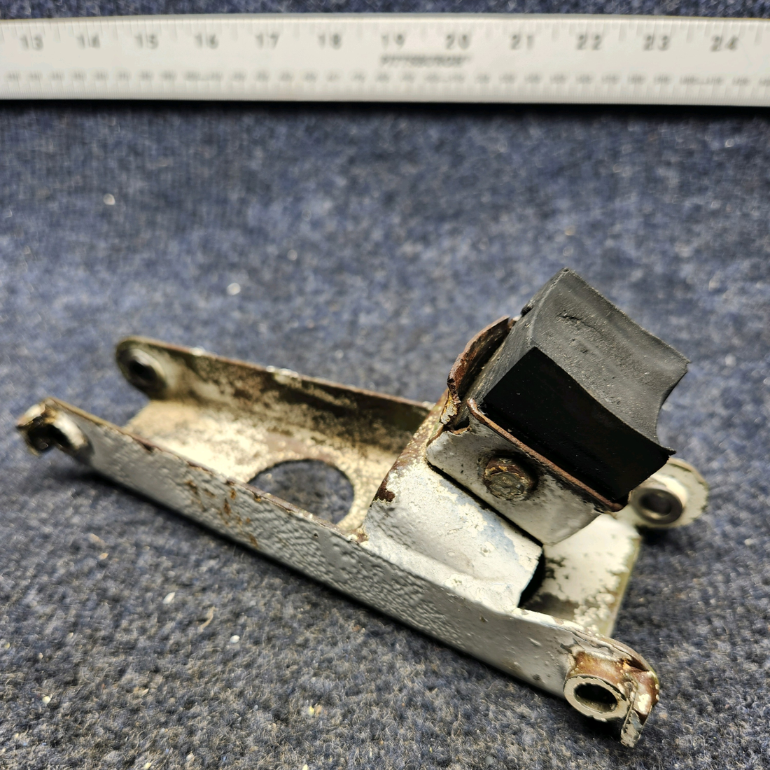 Used aircraft parts for sale, 13074-003 PIPER PA28-140 NOSE GEAR TORQUE LINK LOWER