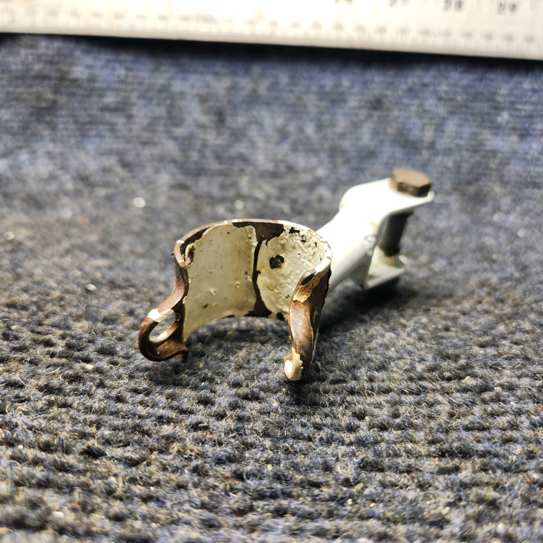 Used aircraft parts for sale, 550015‑001 Mooney M20J Main Gear Door Aft Support LH or RH