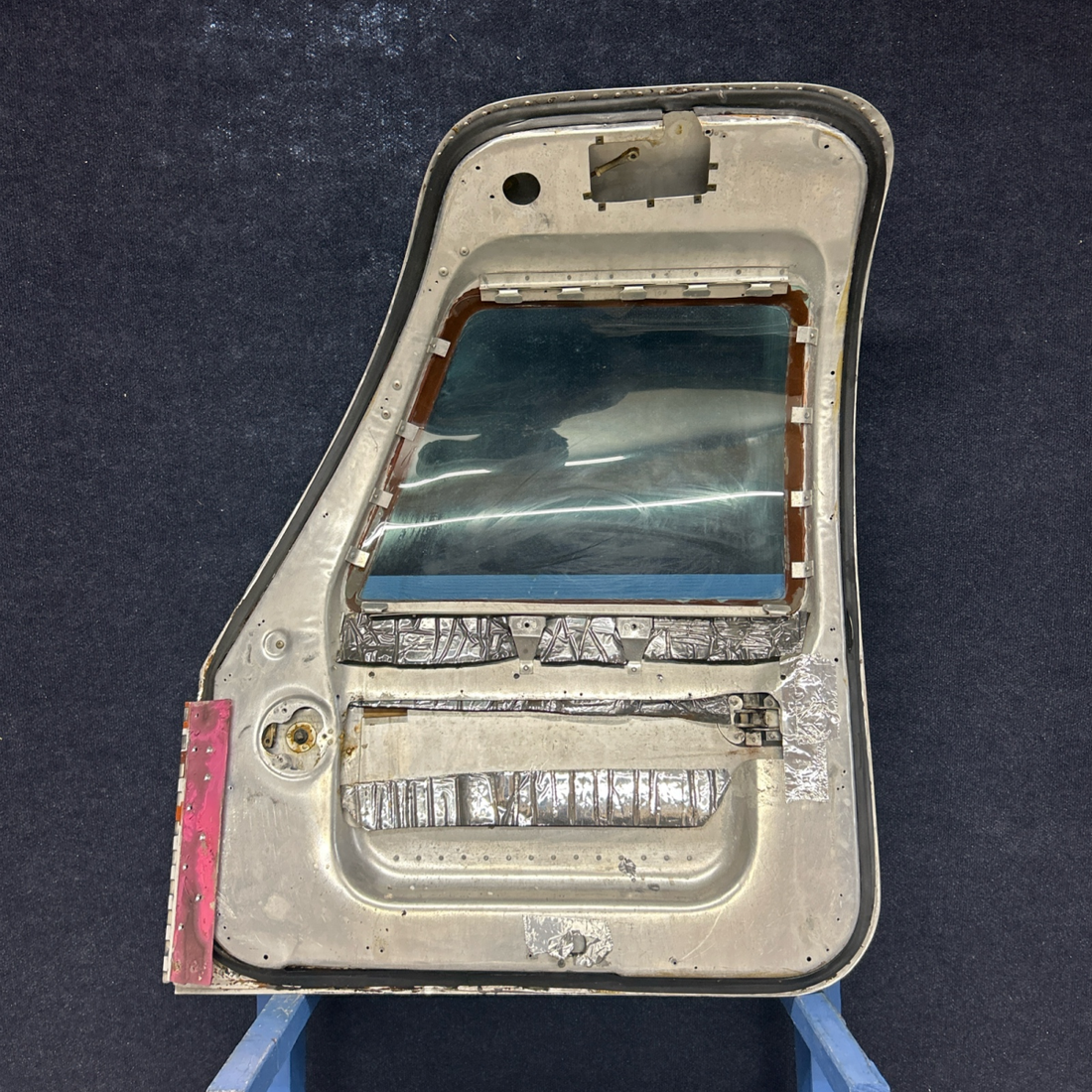 Used aircraft parts for sale, 340124-513 PIPER- CESSNA-BEECH- MOONEY VARIOS CABIN DOOR ASSY MOONEY M20J