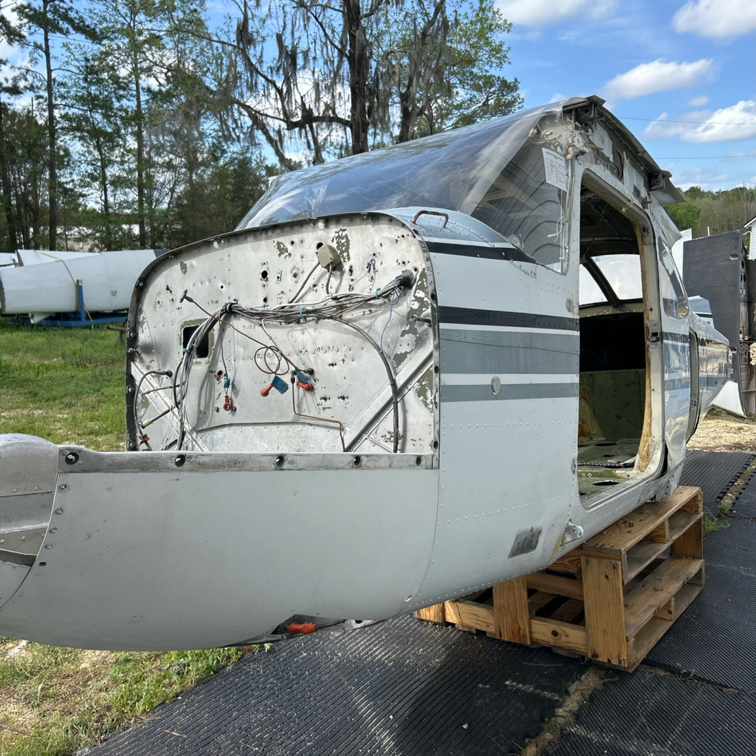 Used aircraft parts for sale, N9795B Cessna 172RG FUSSELAGE -DATA PLATE-LOOK BOOKS S/N 172RG1042