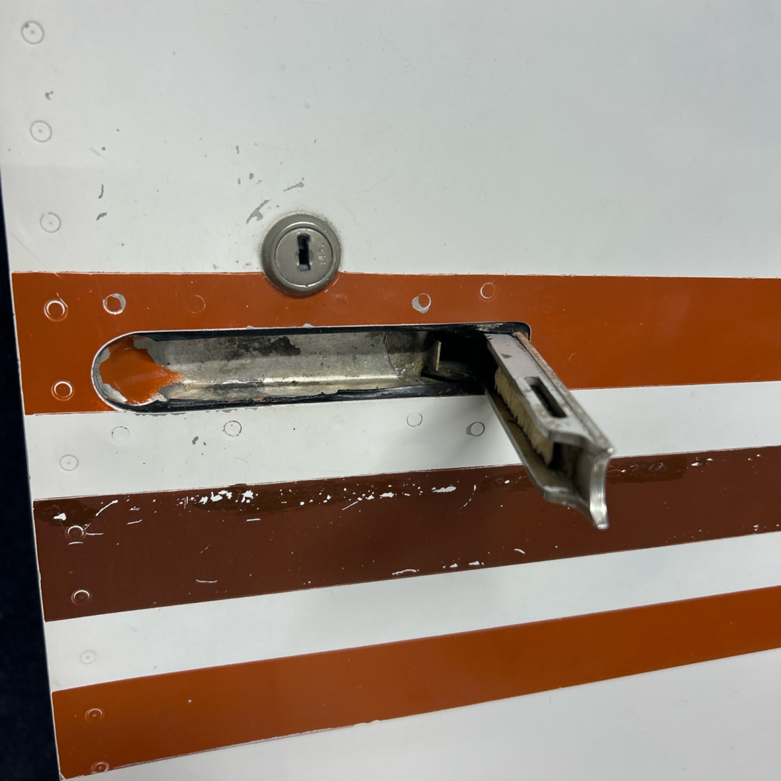 Used aircraft parts for sale, 340124-513 PIPER- CESSNA-BEECH- MOONEY VARIOS CABIN DOOR ASSY MOONEY M20J