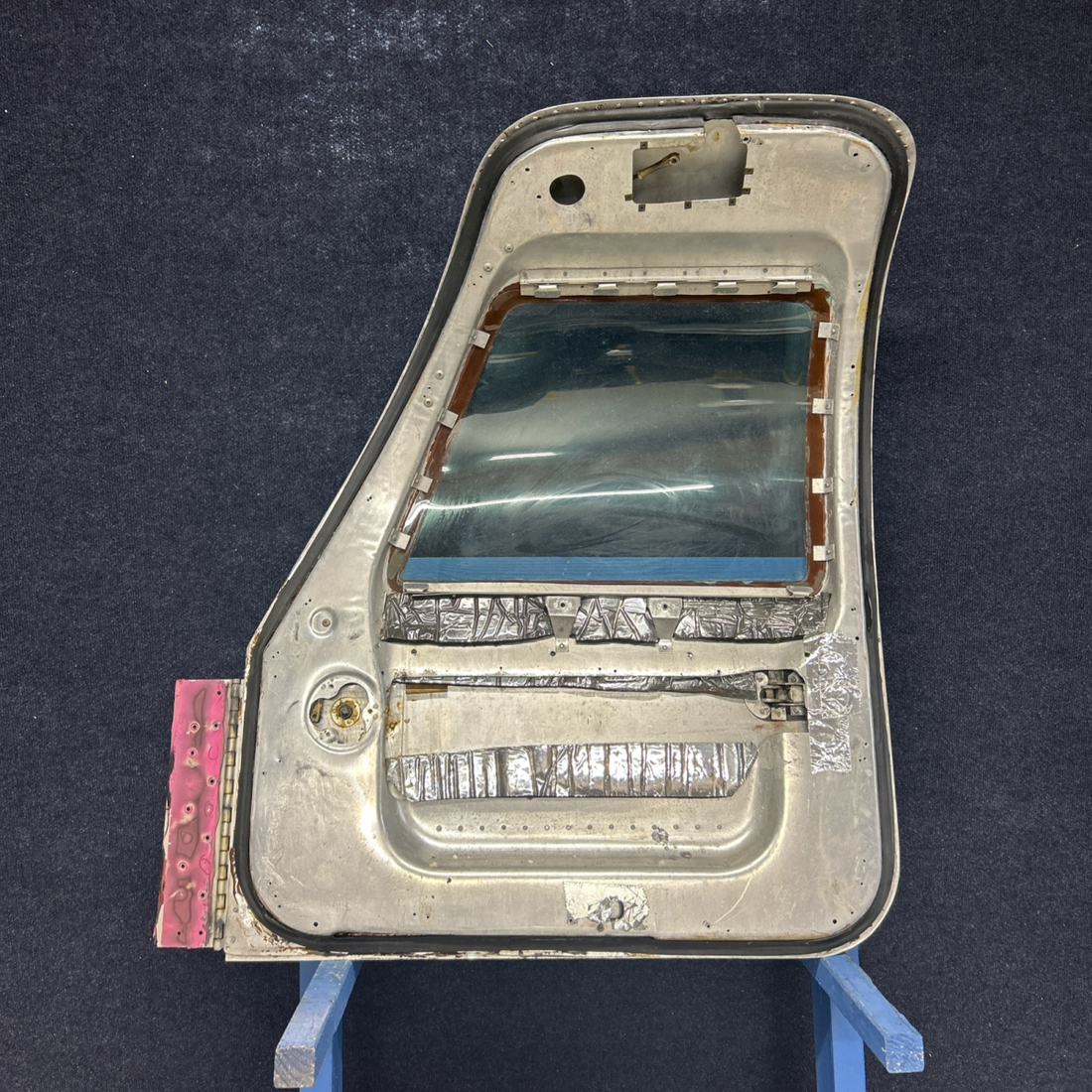 Used aircraft parts for sale, 340124-513 PIPER- CESSNA-BEECH- MOONEY VARIOS CABIN DOOR ASSY MOONEY M20J