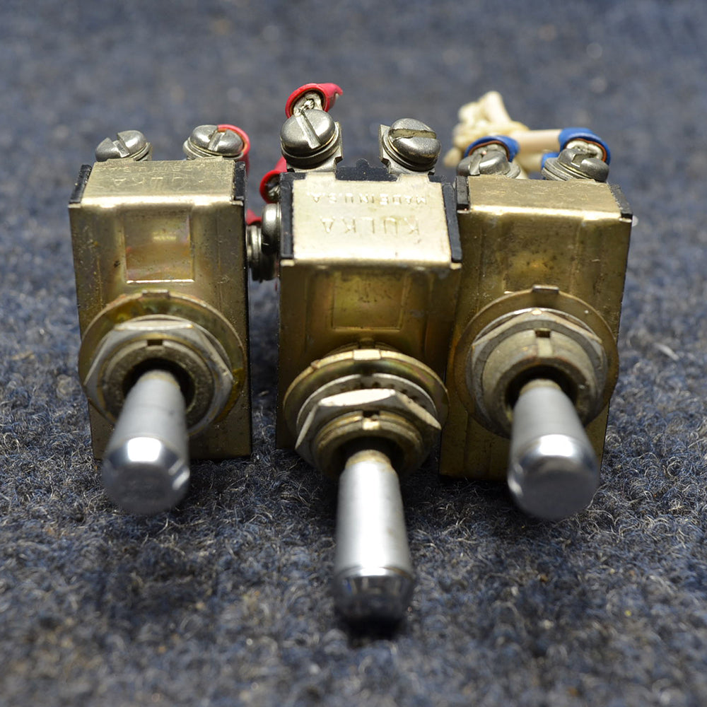 Used aircraft parts for sale 35-380053-3 BEECHCRAFT 95-B55 TOGGLE SWITCH ASSY PRICE IS FOR EACH