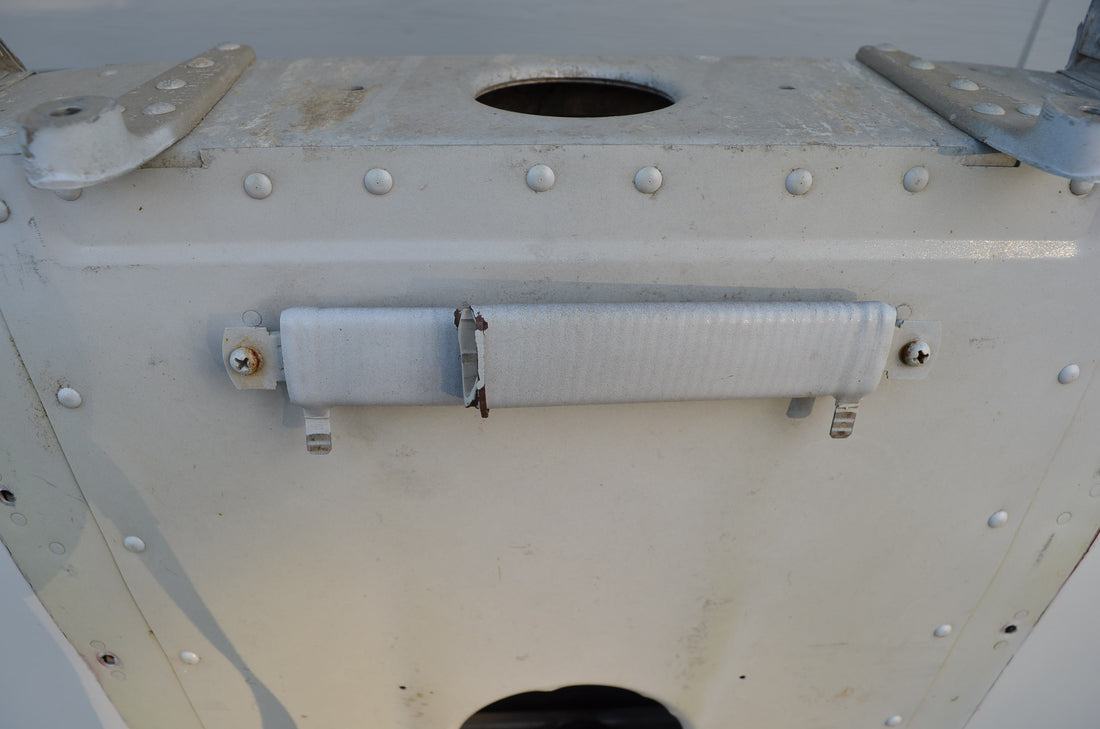Used aircraft parts for sale 1232600-7 CESSNA C182P STABILATOR ASSY CORE HAVE DAMAGE
