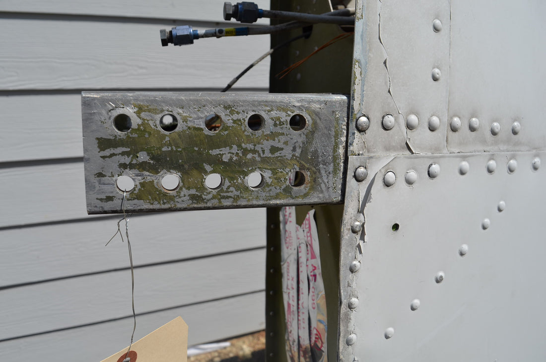 Used aircraft parts for sale 35630-989 PIPER PA28RT-201 PA28RT-201 WING ASSEMBLY RIGHT RH
