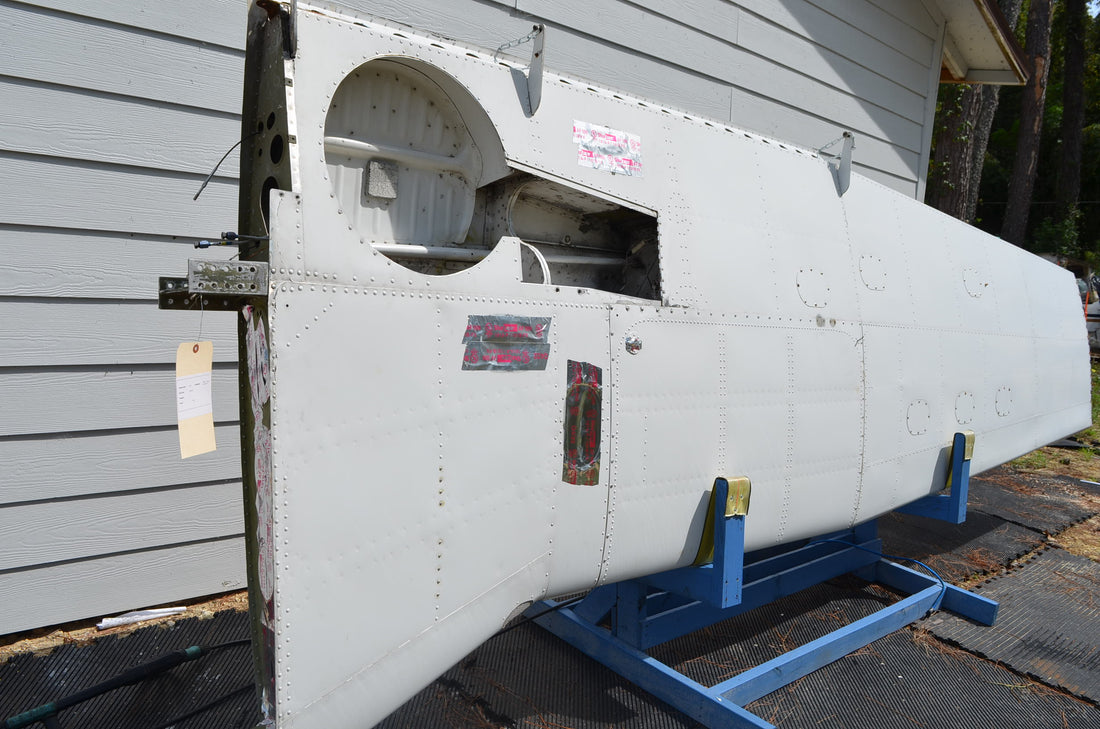 Used aircraft parts for sale 35630-989 PIPER PA28RT-201 PA28RT-201 WING ASSEMBLY RIGHT RH