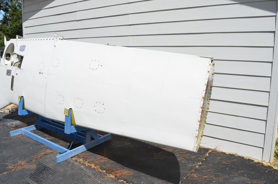 Used aircraft parts for sale 35630-989 PIPER PA28RT-201 PA28RT-201 WING ASSEMBLY RIGHT RH