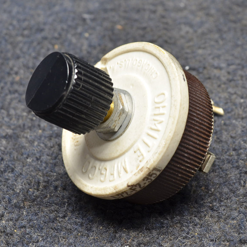 Used aircraft parts for sale J-22-F2-251 BEECHCRAFT 95-B55 OHMITE DIMMER ASSY 15 AMP