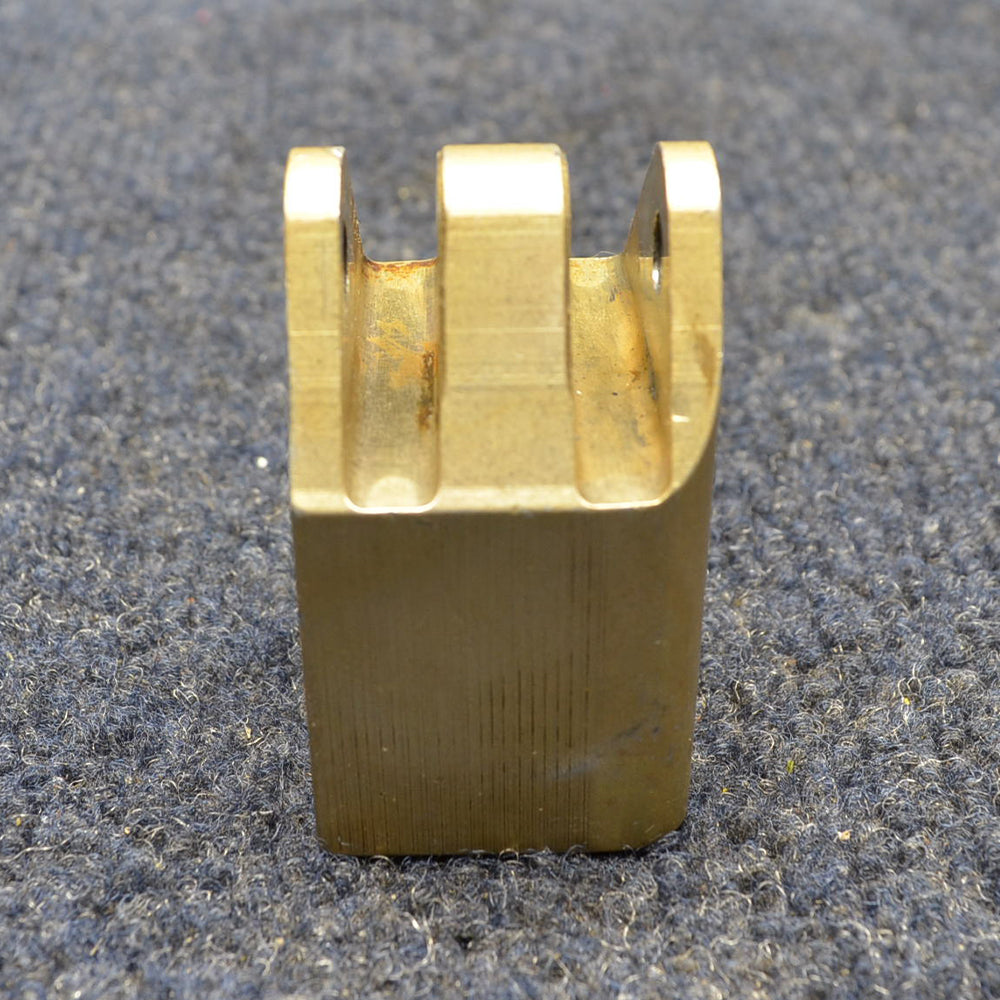 Used aircraft parts for sale 950092-501 MOONEY M20J LUG ACTUATOR ATTACH