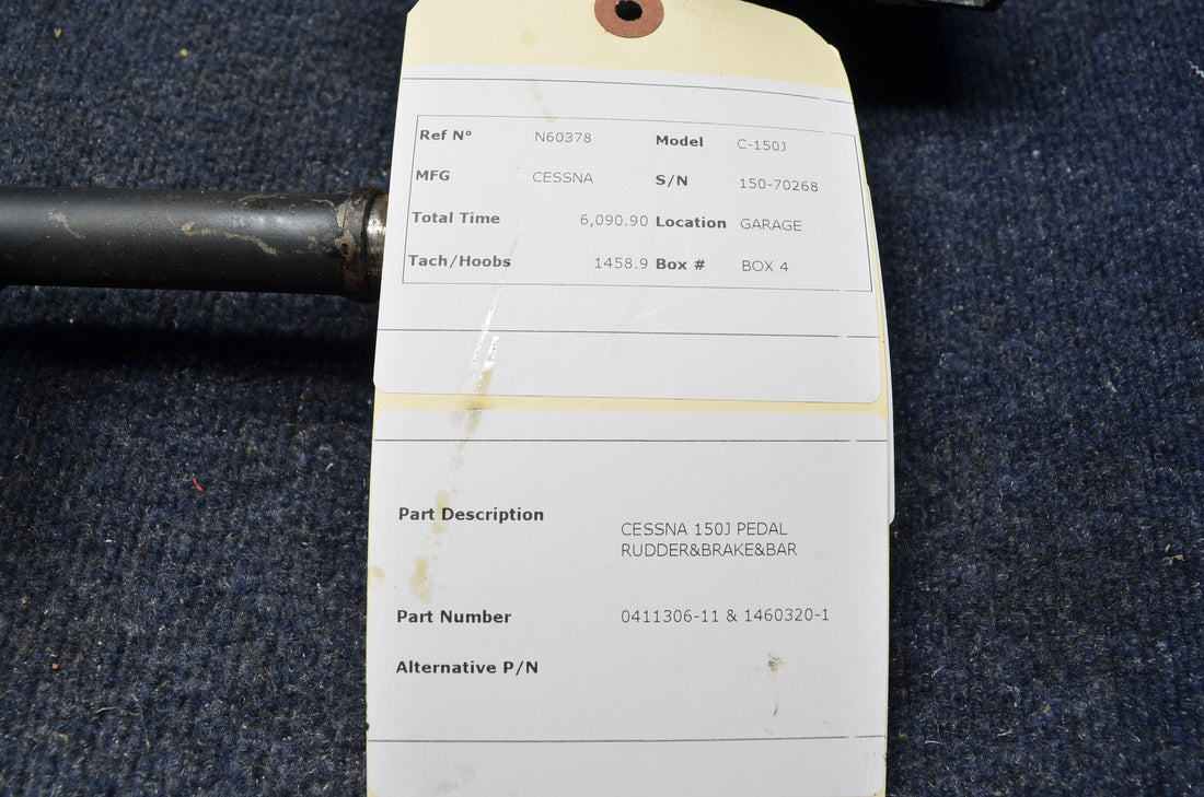 Used aircraft parts for sale 0411306-11 1460320-1 CESSNA C-150J PEDAL RUDDER/ BRAKE/ BAR