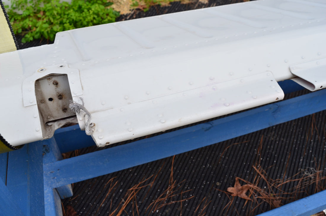 Used aircraft parts for sale 45135030-9 BEECHCRAFT 95-B55 ALEIRON ASSEMBLY LH LESS TAP