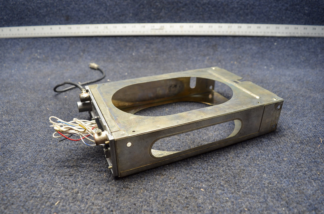 Used aircraft parts for sale RACK KING KX155 BEECHCRAFT 95-B55 KING KX155 WITH GS RACK AND CONNECTOR"
