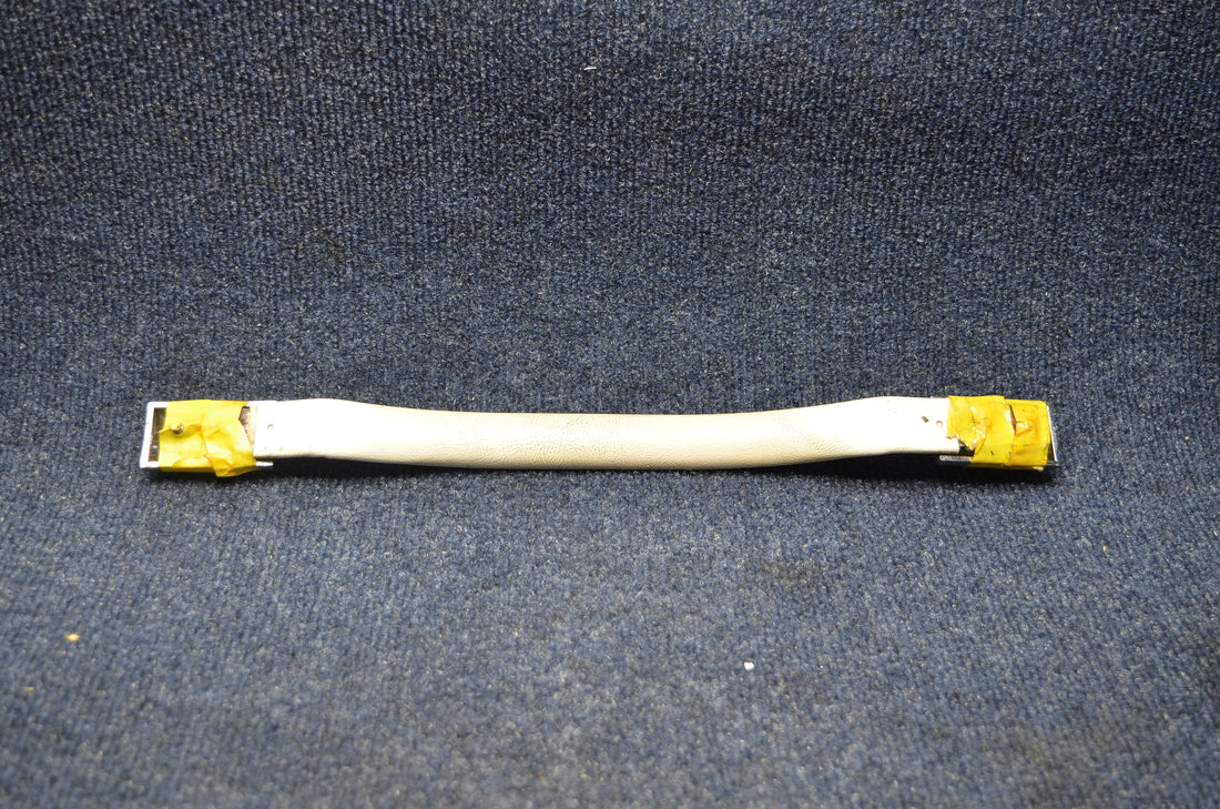 Used aircraft parts for sale S2448-2 Cessna Door Pull Assy  W/Covert