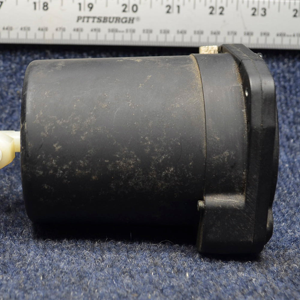 Used aircraft parts for sale 7000-C92N2 C150J VERTICAL SPEED INDICATOR CESSNA