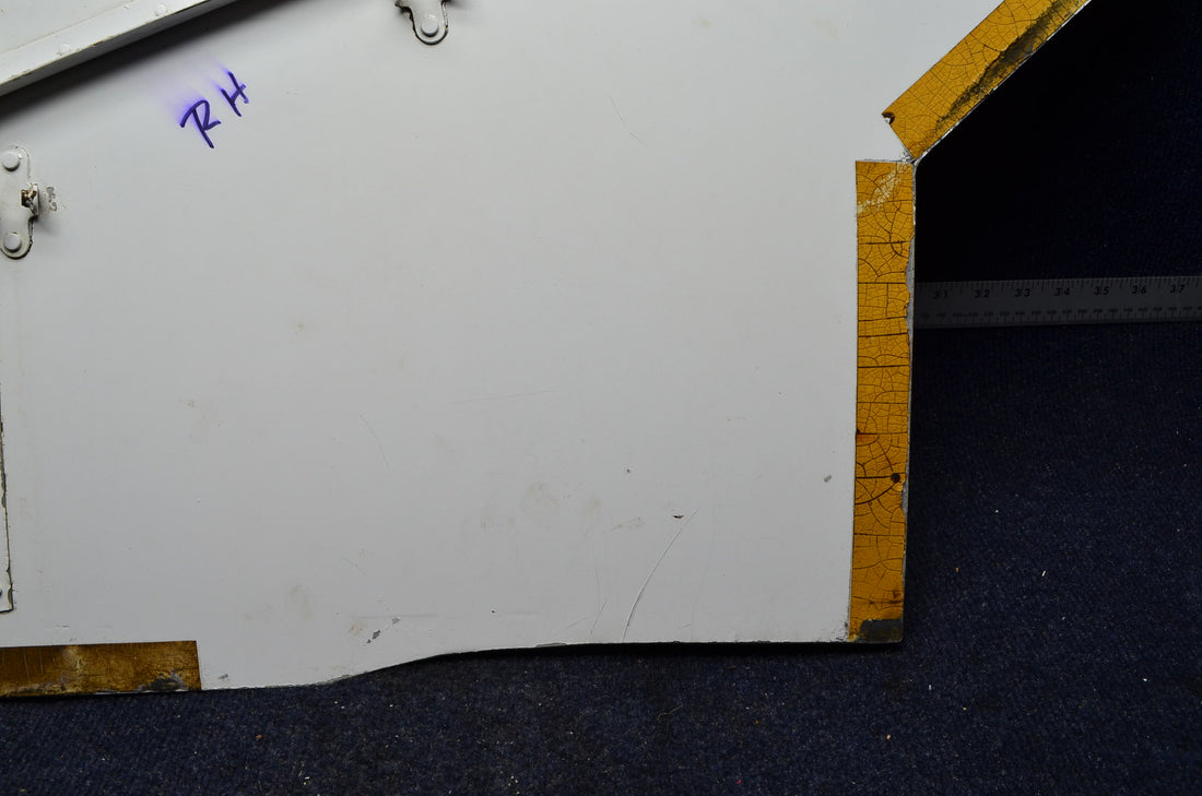 Used aircraft parts for sale 550065-502 MOONEY M20J DOOR MAIN LANDING GEAR RH RIGHT
