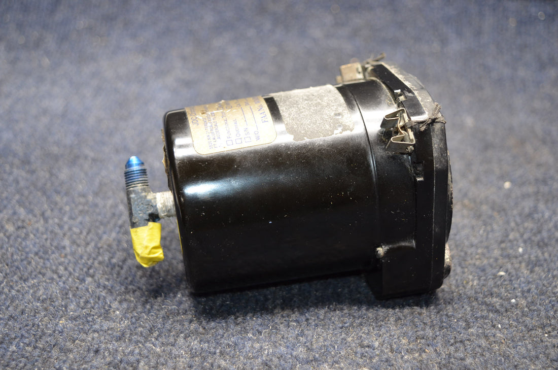 Used aircraft parts for sale 7000 PIPER WARRIOR PIPER PA28-161 UNITED INSTRUMENTS VERTICAL SPEED IND