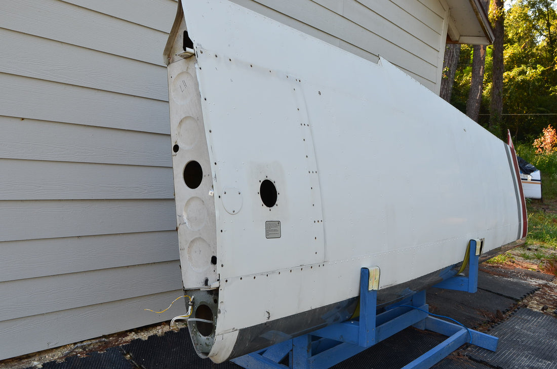 Used aircraft parts for sale 0426005-213 Cessna 150J STRUCTURE ASSY LH WING / WITH STOL KIT