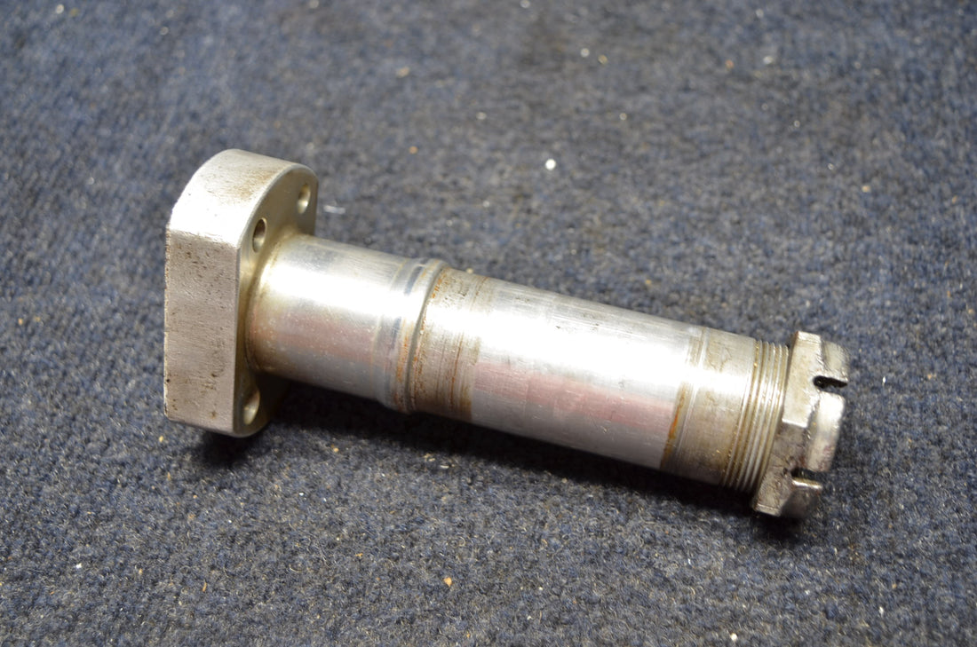 Used aircraft parts for sale 541124 CESSNA C172RG AXLE- MAIN GEAR