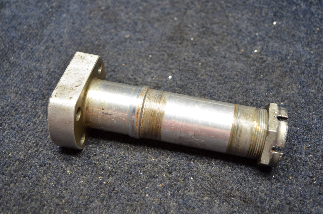 Used aircraft parts for sale 541124 CESSNA C172RG AXLE- MAIN GEAR
