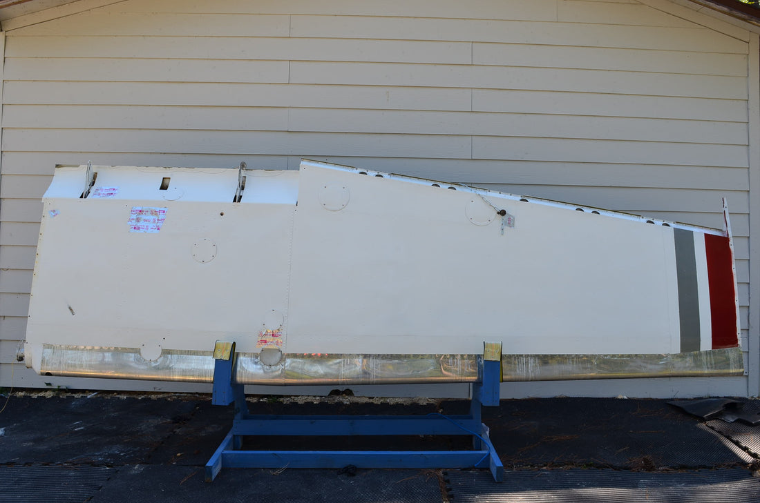 Used aircraft parts for sale 0426005-212 Cessna 150J STRUCTURE ASSY RH WING / WITH STOL KIT