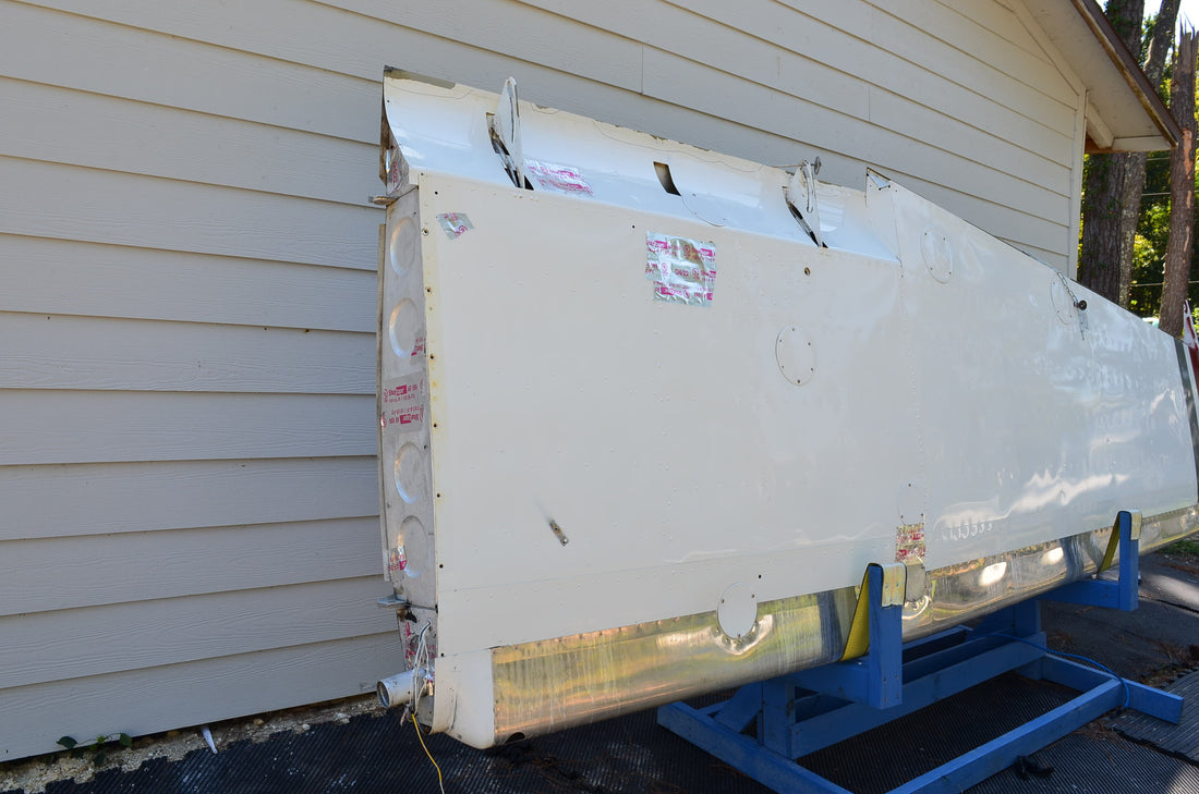 Used aircraft parts for sale 0426005-212 Cessna 150J STRUCTURE ASSY RH WING / WITH STOL KIT