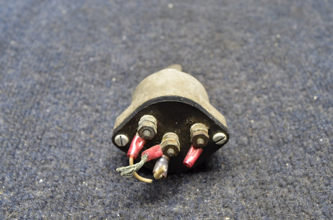 Used aircraft parts for sale 10-357290-1A AMERICAN GRUMMAN A1A BENDIX IGNITION SWITCH WITH KEY