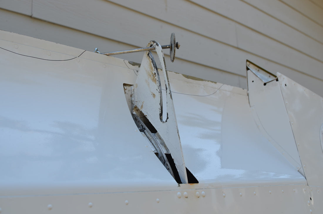 Used aircraft parts for sale 0426005-212 Cessna 150J STRUCTURE ASSY RH WING / WITH STOL KIT